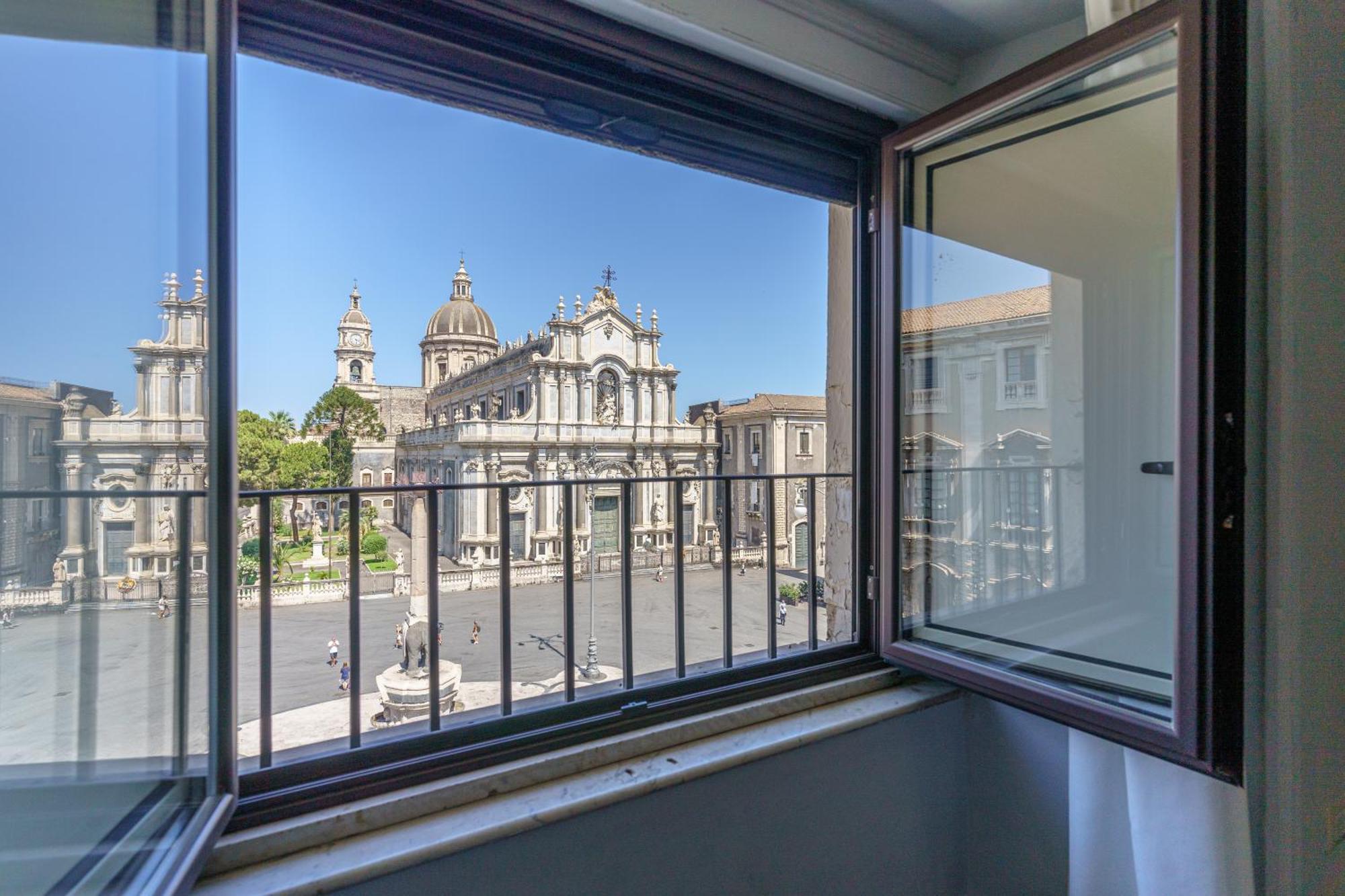 La Finestra Sul Duomo Catânia Exterior foto
